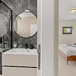Luxury Seaside شقة زادار