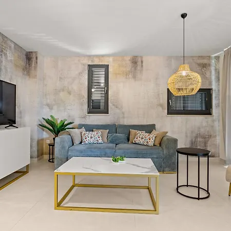 Luxury Seaside Appartement