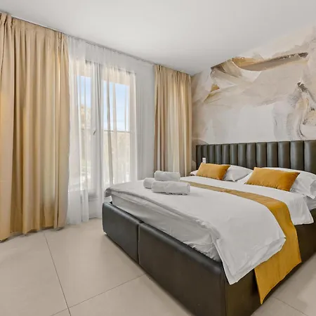 Luxury Seaside Apartman