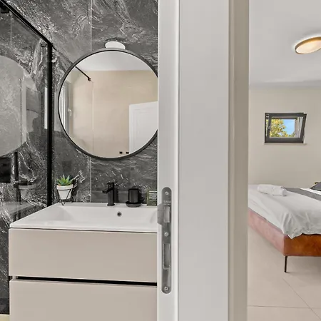 Luxury Seaside Apartman Zára