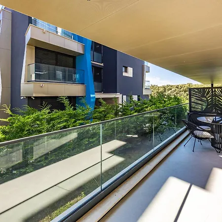 Luxury Seaside Zára